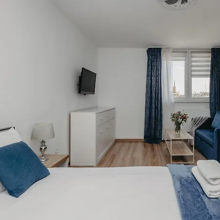 Above Rooftops - Z Osobna Kuchnia Fair Apartment *